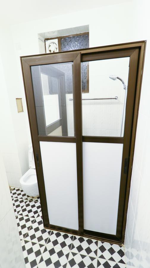 Peponi Living Spaces Кигали Екстериор снимка